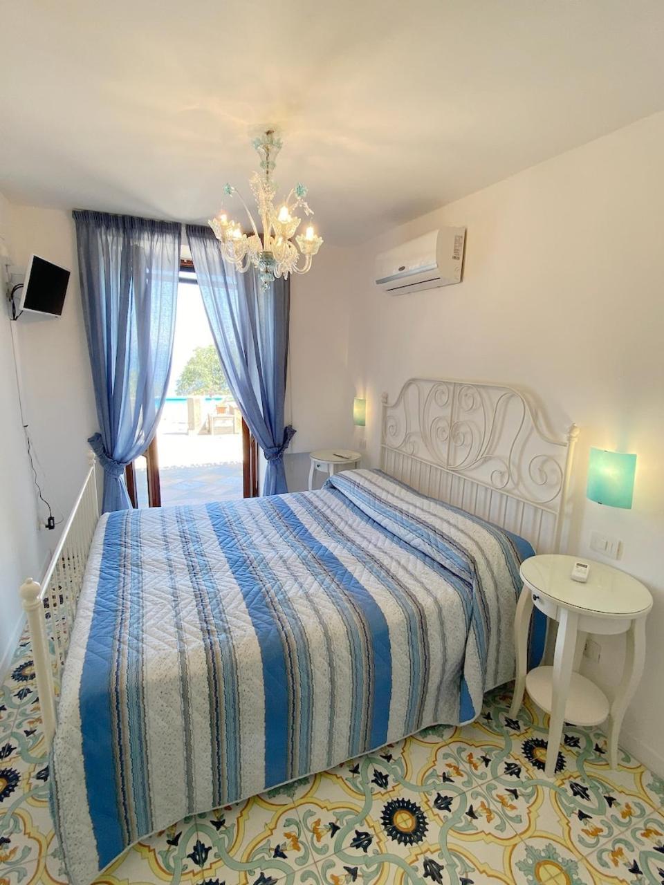 Villa Amalu Capri Piscina E Giardino Kültér fotó